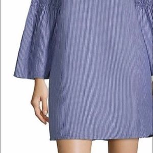 Bell sleeve cotton dress